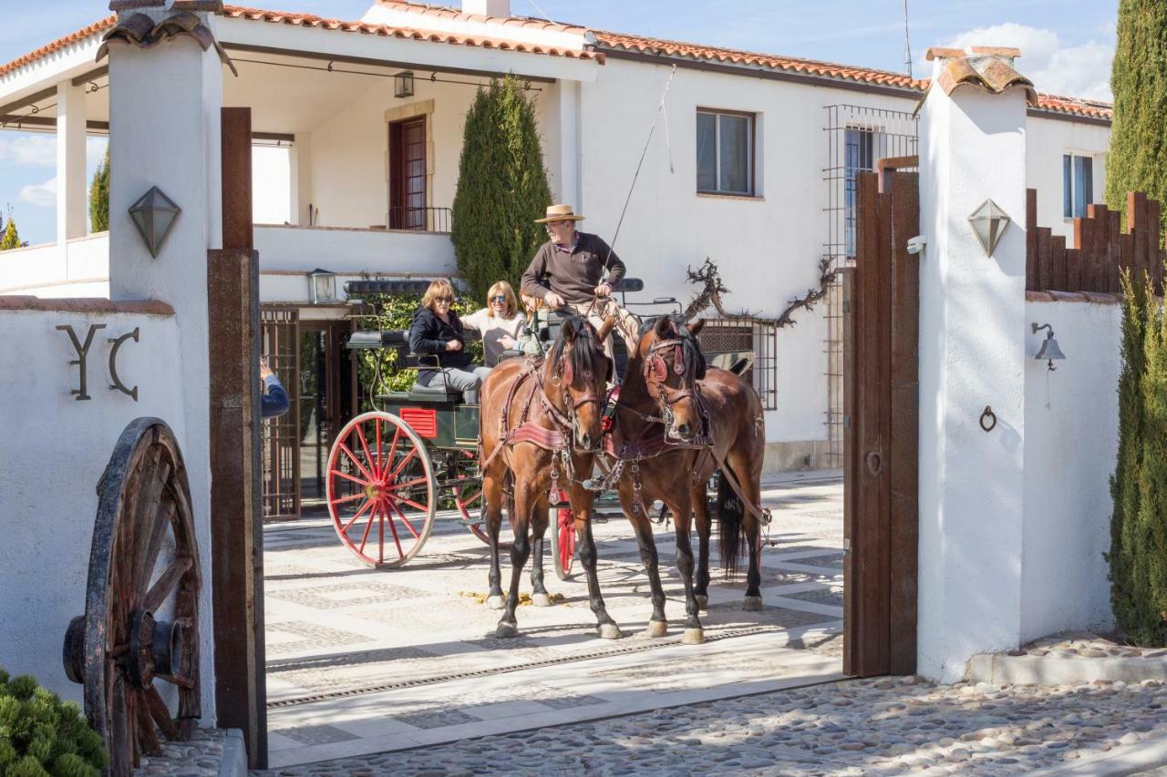 Hearts & Ponies Apartamentos Con Piscinas Privadas Cerca De La Warner Chinchón Esterno foto